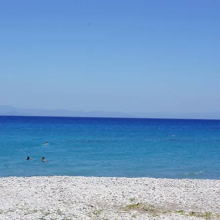 伊克希亚海滩公寓